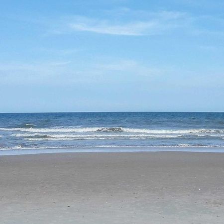 Condo With Balcony And Pool Walk To 2 Beach Accesses! Carolina Beach Buitenkant foto