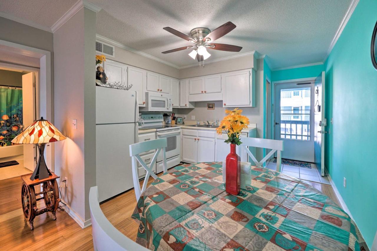 Condo With Balcony And Pool Walk To 2 Beach Accesses! Carolina Beach Buitenkant foto
