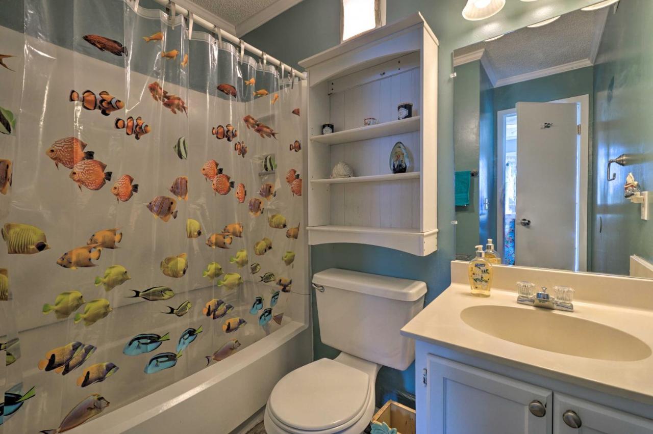 Condo With Balcony And Pool Walk To 2 Beach Accesses! Carolina Beach Buitenkant foto
