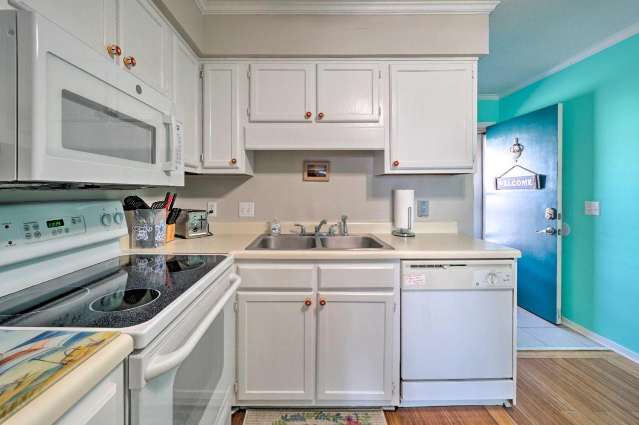 Condo With Balcony And Pool Walk To 2 Beach Accesses! Carolina Beach Buitenkant foto