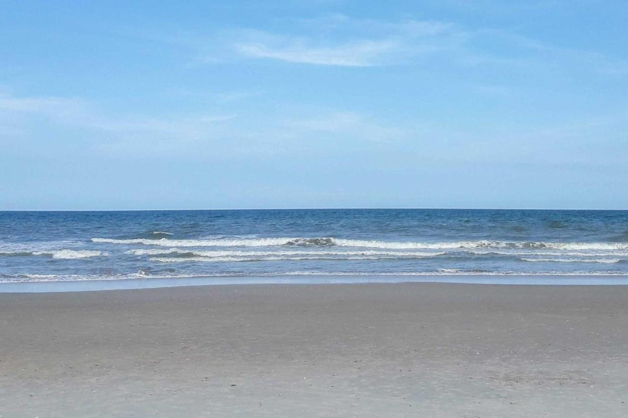 Condo With Balcony And Pool Walk To 2 Beach Accesses! Carolina Beach Buitenkant foto